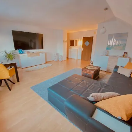 Apartment Gemuetliche Direkt Am Goitzschesee, Platz Fuer Ganze Familie, Haustiere Sind Willkommen *