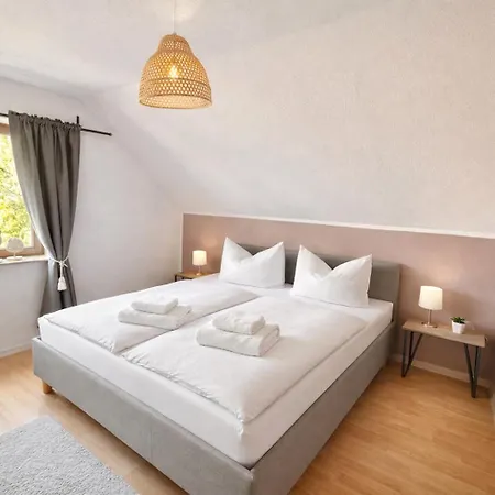 Gemütliche Direkt Am Goitzschesee, Platz Für Ganze Familie, Haustiere Sind Willkommen Apartment