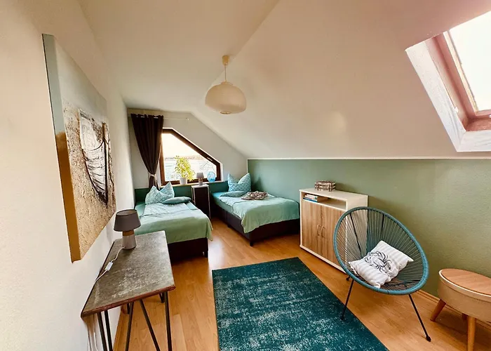 Gemuetliche Direkt Am Goitzschesee, Platz Fuer Ganze Familie, Haustiere Sind Willkommen